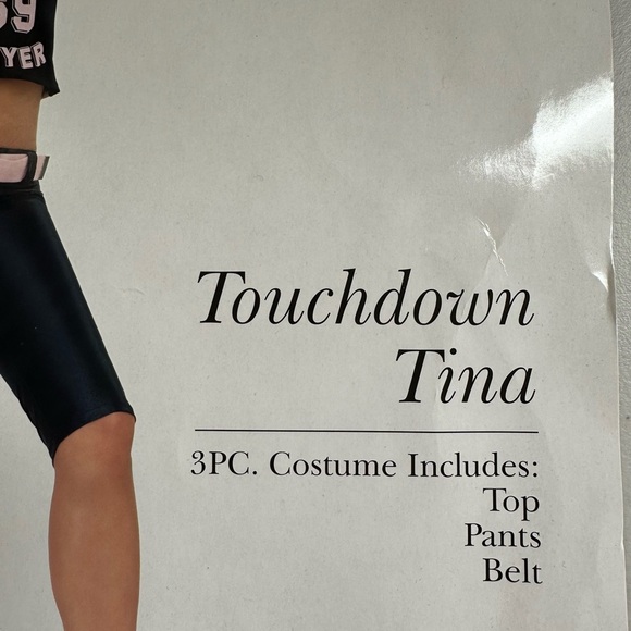 Touchdown Tina Costume - Picture 3 of 7
